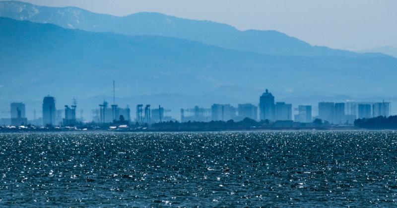 魚津市の蜃気楼と埋没林