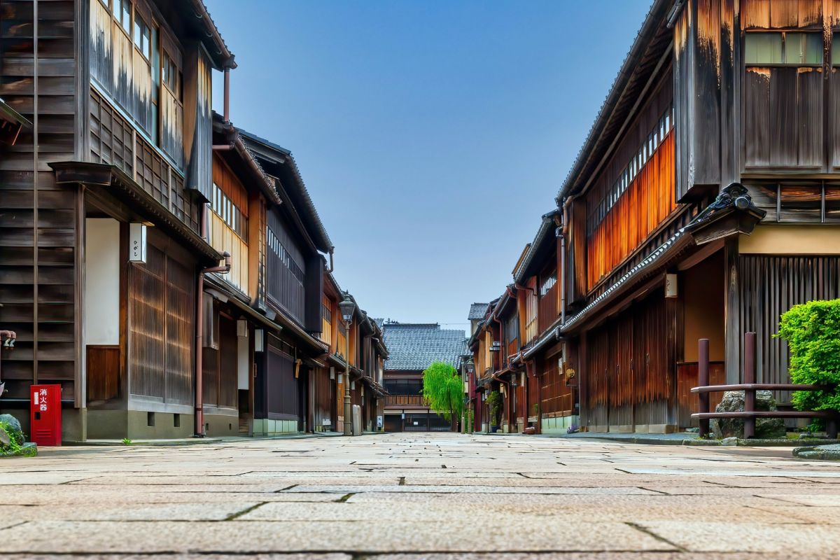 Higashiyama