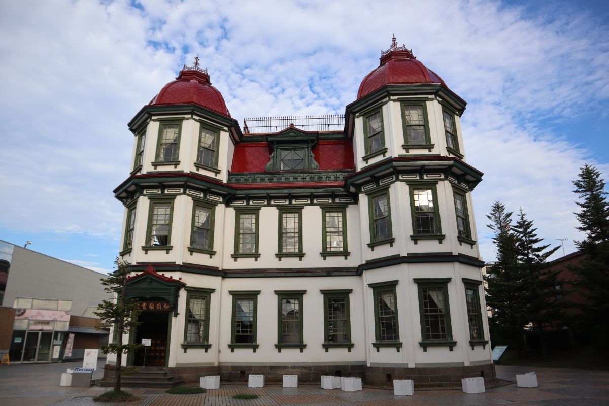 旧弘前市立図書館