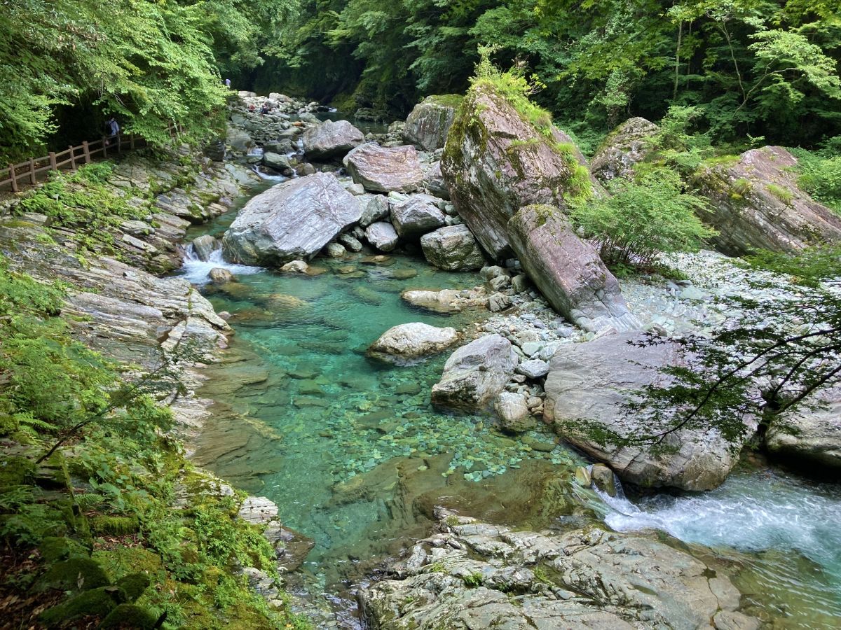 安居渓谷
