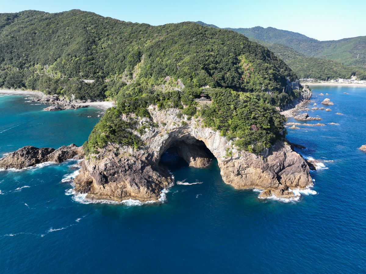 恵比須洞