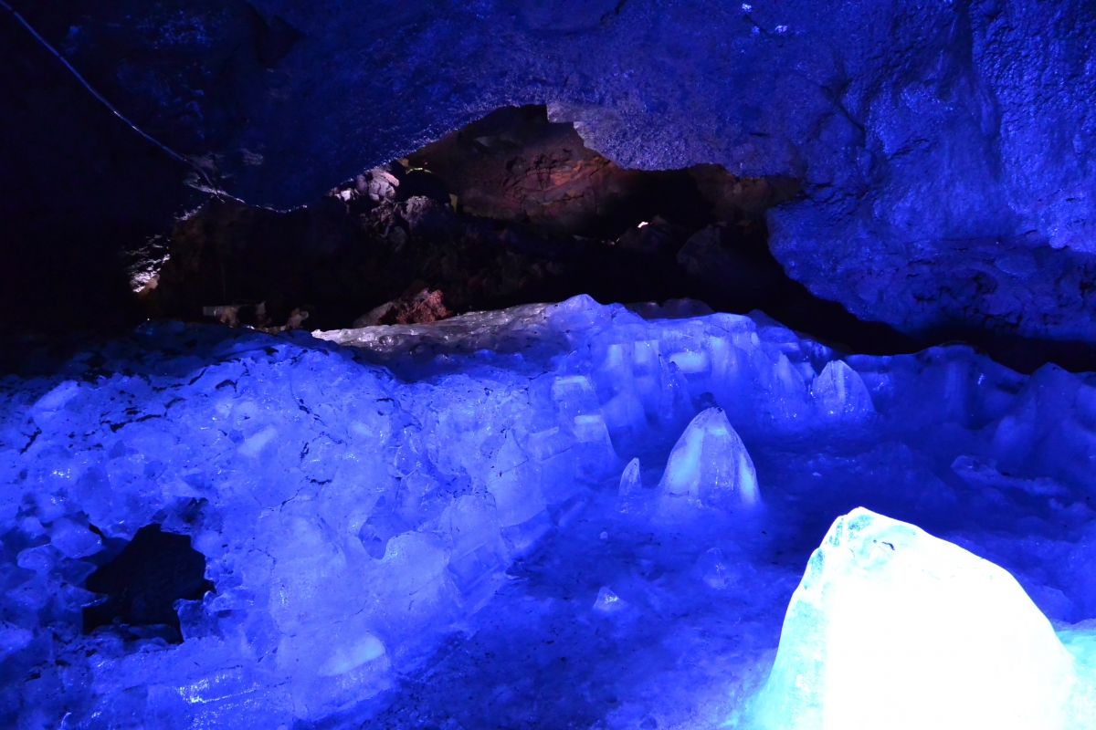 Narusawa Ice Cave