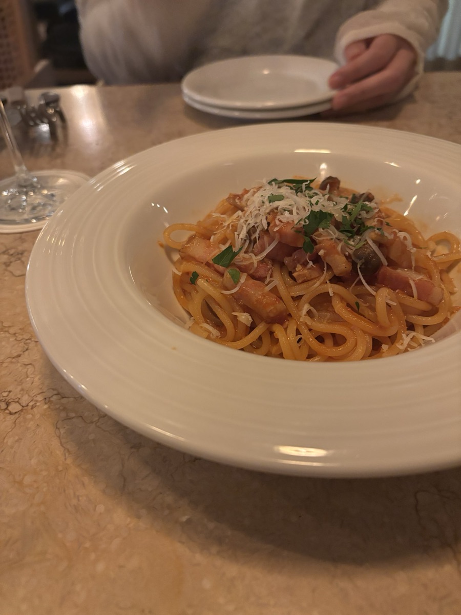 cafe terrace&bistro Queency